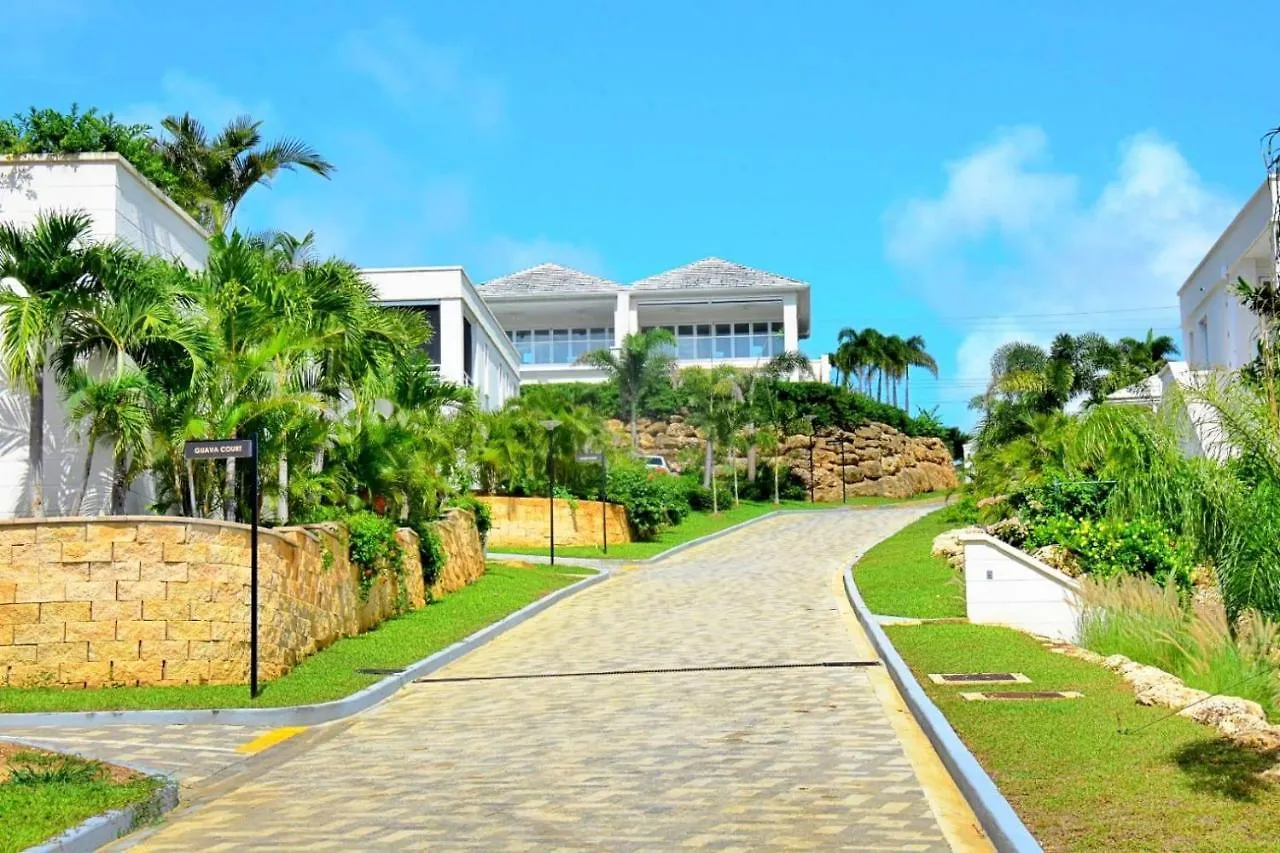 Villa Westmoreland Hills - Mount Standfast - St James - Full Gym Membership Saint James Barbados